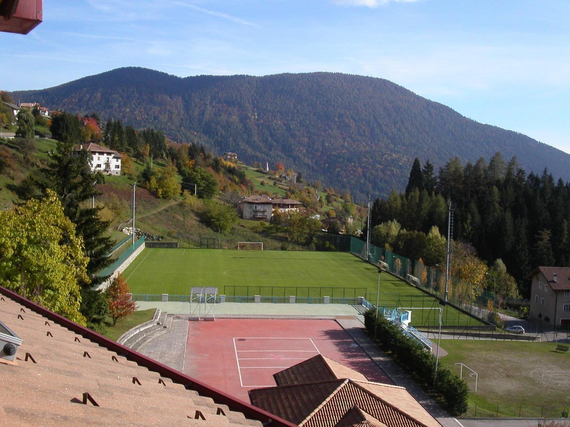 Alpen Garten Hotel Margherita Rumo Exterior photo