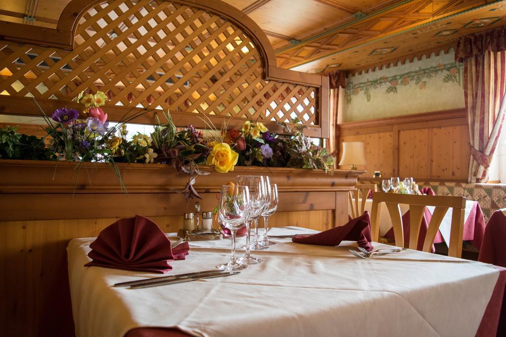 Alpen Garten Hotel Margherita Rumo Exterior photo